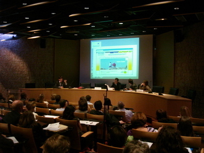 Conférence relative à la 'Définition du Projet' avec Philippe TOUZET, MCO, Leila HAMZAOUI, Responsable de la Commission Installation et Association de l'UJA de Paris, Frédéric AZNAR, Conseil en Communication, et Gilles CARPENTIER, HSBC