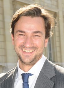 Le Bureau de la FNUJA pour l'année 2013 / 2014 Le Bureau de la FNUJA pour l'année 2013 / 2014