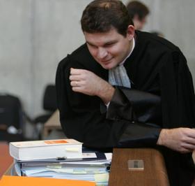 Le Rapport LAMANDA sur la prévention de la récidive et la 'rétention de sûreté' : faites que nos élus le lisent... Le Rapport LAMANDA sur la prévention de la récidive et la 'rétention de sûreté' : faites que nos élus le lisent...