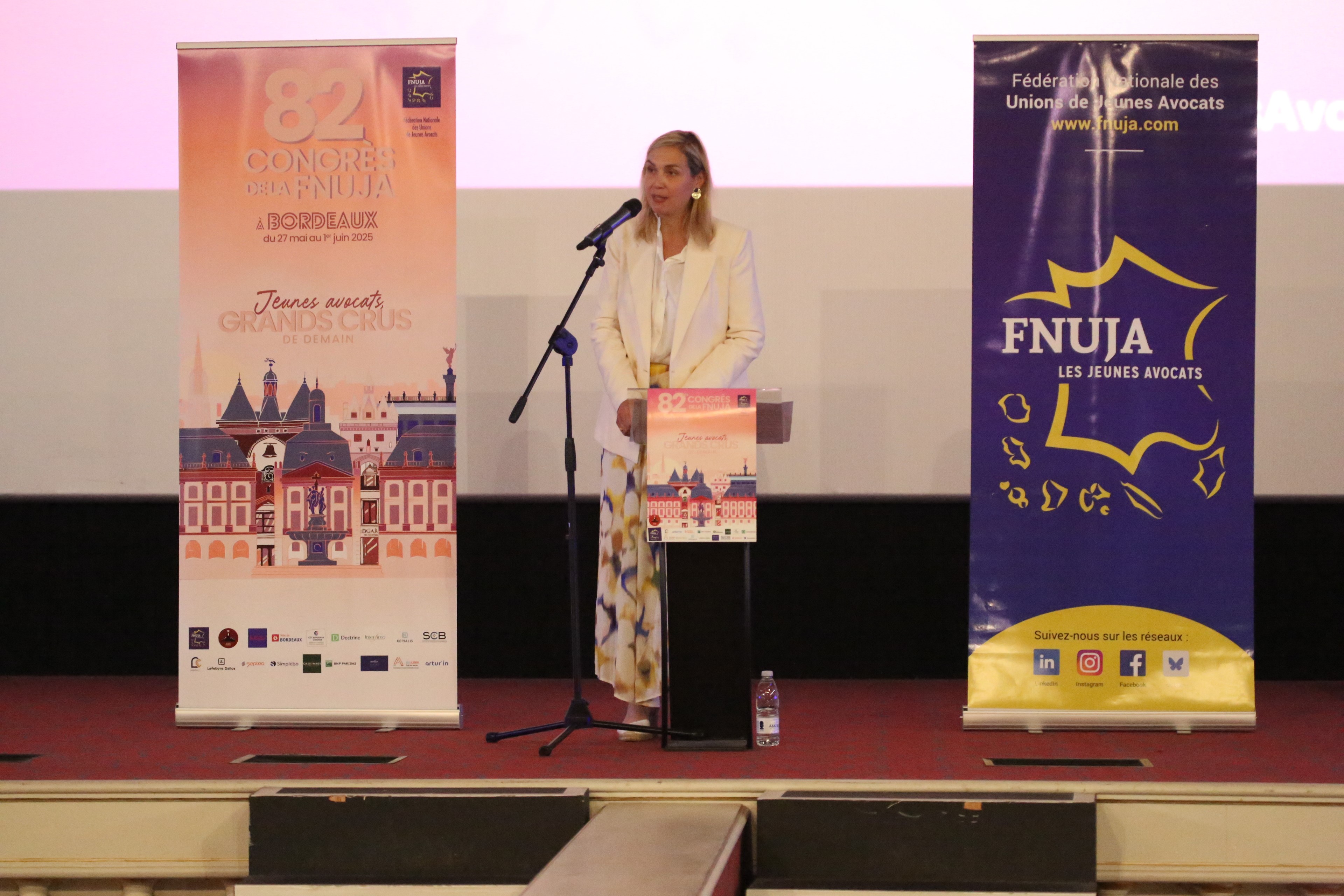 Discours de Camile MANYA - Nouvelle Présidente de la FNUJA Discours de Camile MANYA - Nouvelle Présidente de la FNUJA